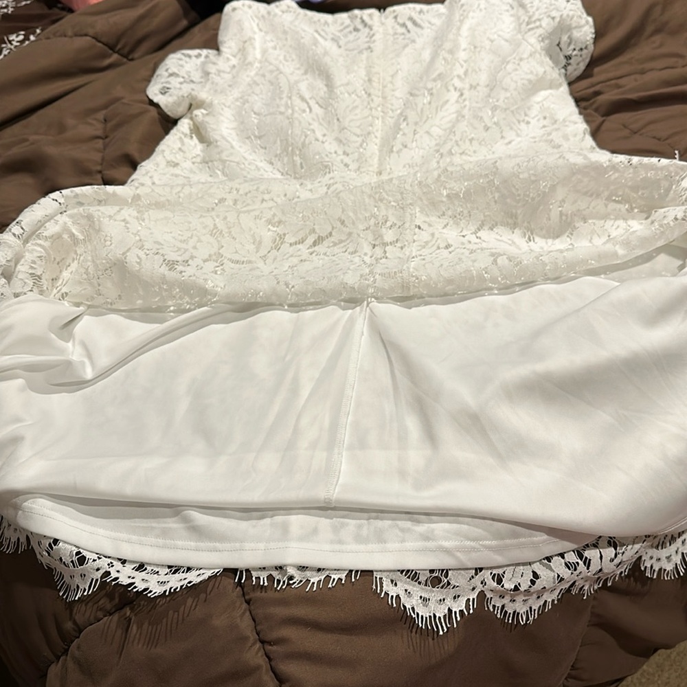 Fancy white lace dress, very comfortable and beautiful only worn once!
